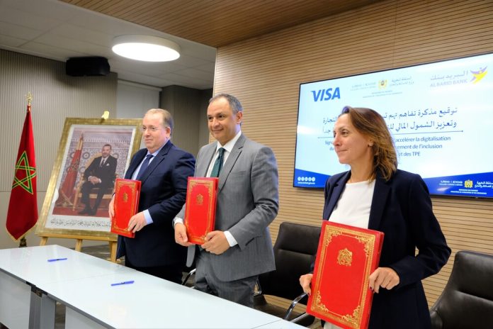 Accord Signé pour la Digitalisation du Commerce : Al Barid Bank, Visa et le Ministère de l’Industrie S’associent