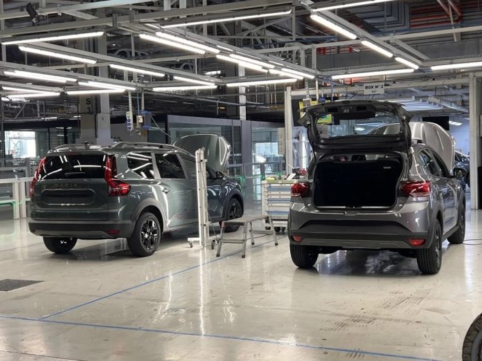 Dacia Débute la Production du Jogger Hybride à Tanger : Une Première au Maroc